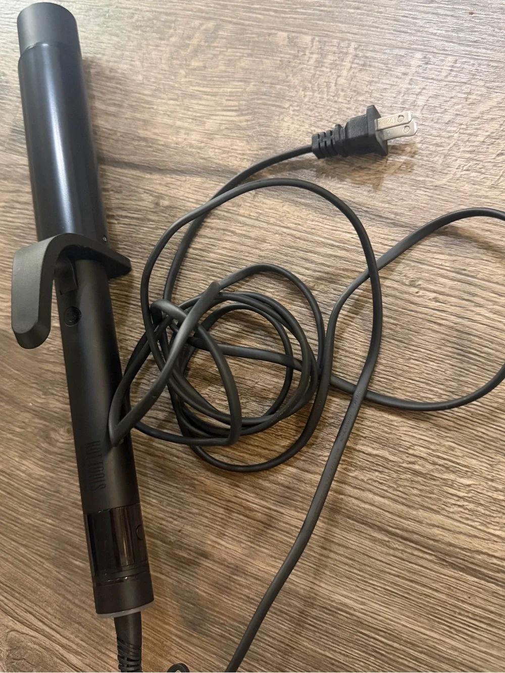 Hot Tools 1 1/2 IN Black and Gold Curling Wand